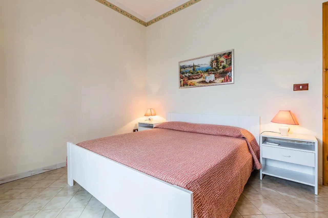 Yellow-House 100 Meters From The Sandy Beach Avola Italy