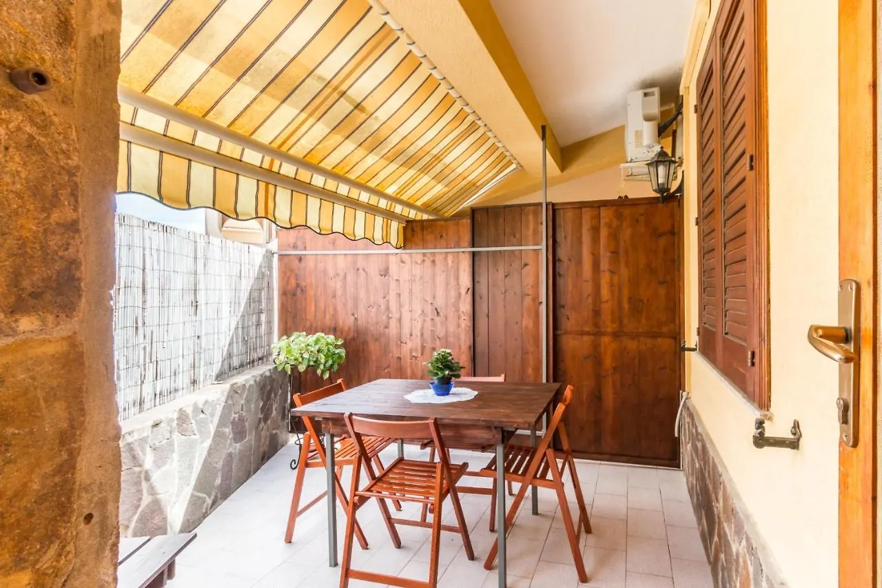 Yellow-House 100 Meters From The Sandy Beach Avola
