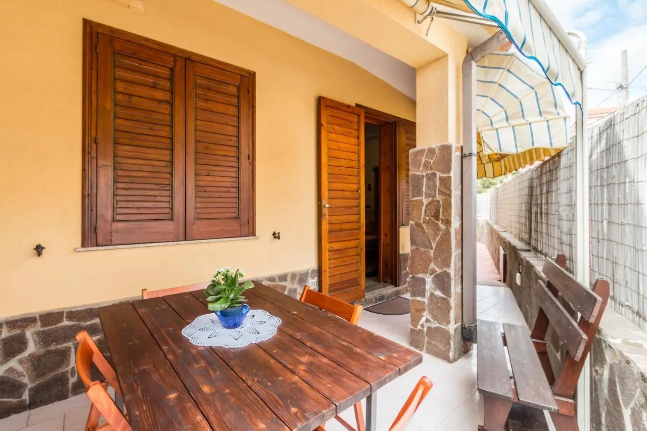Yellow-House 100 Meters From The Sandy Beach Avola 0*,