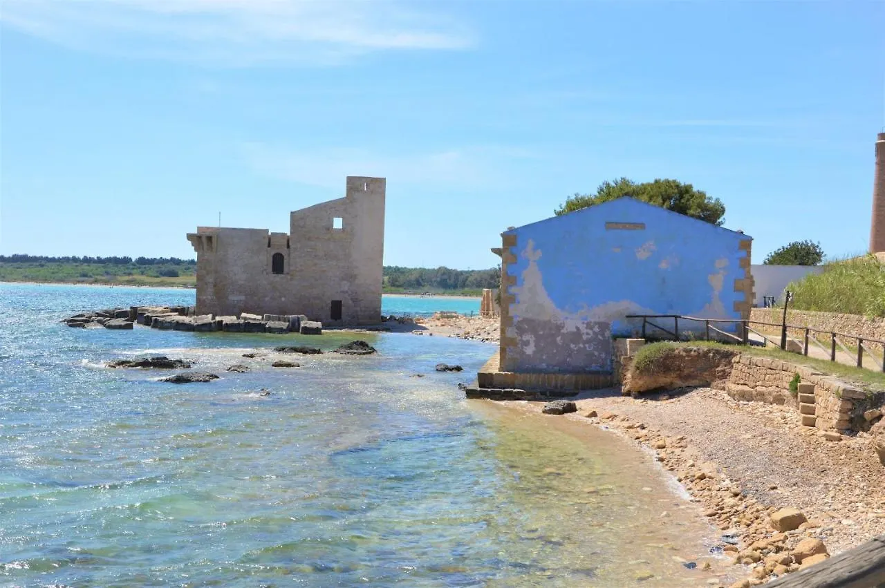 Holiday home Yellow-House 100 Meters From The Sandy Beach Avola